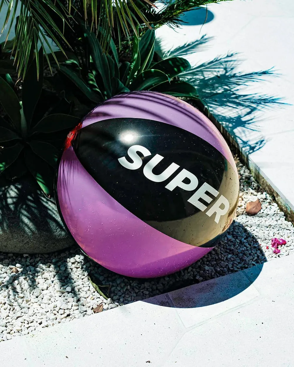 (Solid) - Black Beach Ball